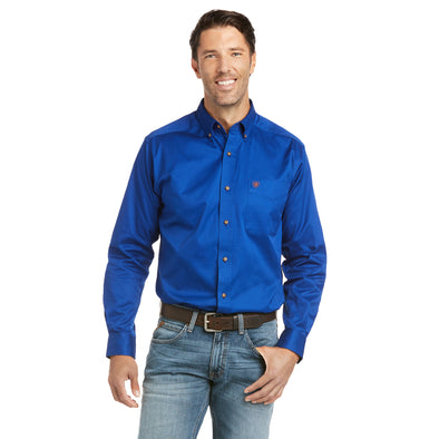 Camisa Ariat Solid Twill Corte Fitted Azul Marino