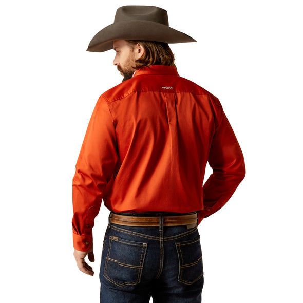 Camisa Ariat Team Logo Twill Naranja Corte Clásico