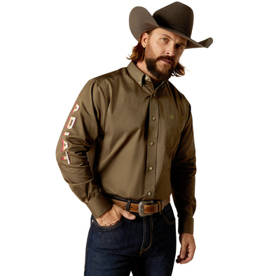 Camisa Ariat Team Logo Twill Verde Oliva Corte Clásico