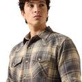Camisa Ariat Fitted de Tejido Waffle Gris Ostrа a Cuadros