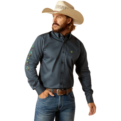 Camisa Ariat Team Logo Twill Gris Oscuro Corte Fitted
