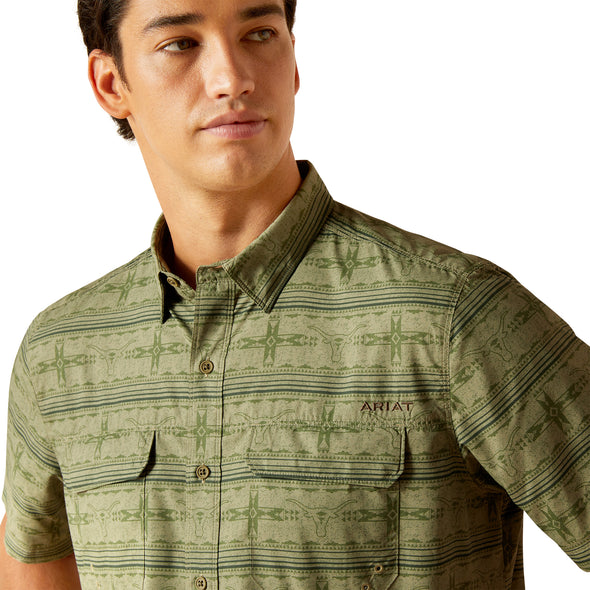 Camisa Ariat VentTEK Outbound Clover Corte Fitted