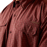 Camisa Ariat VentTEK Outbound Mahogany Corte Clásico