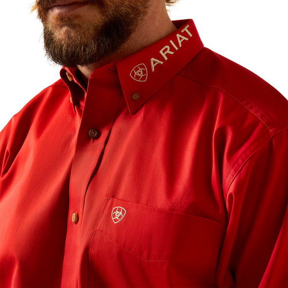 Camisa Ariat Team Logo Twill Rojo Corte Clásico
