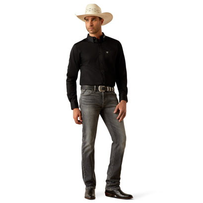 Camisa Ariat Team Logo Twill Negro Corte Fitted