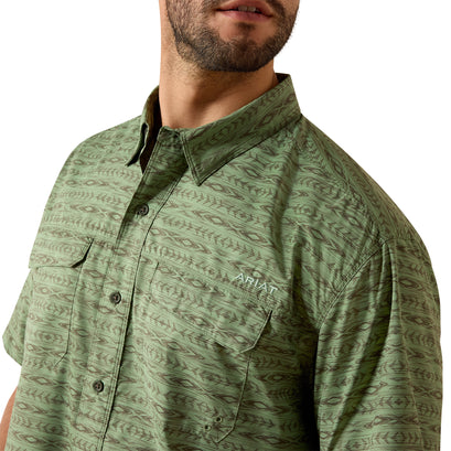 Camisa Ariat VentTEK Outbound Verde Corte Clásico