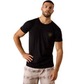 Playera Ariat Banner Badge Black